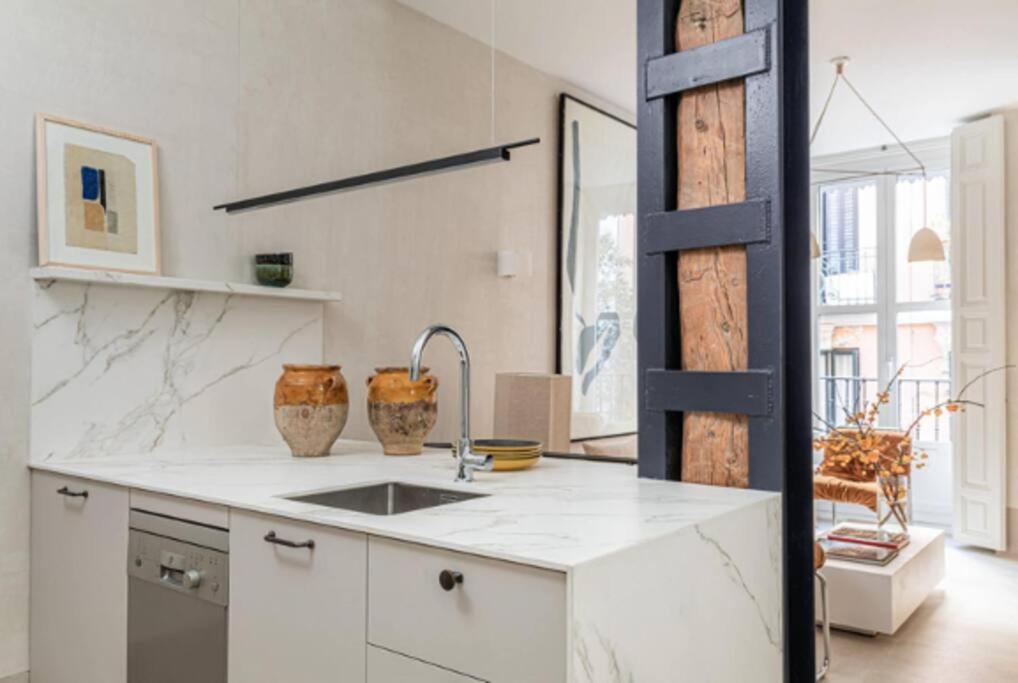 Apartamento Exclusivo En Neptuno Daire Madrid Dış mekan fotoğraf